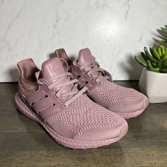 adidas UltraBOOST 1.0 DNA - Picture 7 of 10